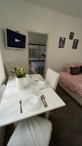 Two bedroom flat - Hyper Center Brussels